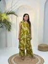 Naisha K 943 Vertican Discharge Print Kurti With Bottom Suppliers In India